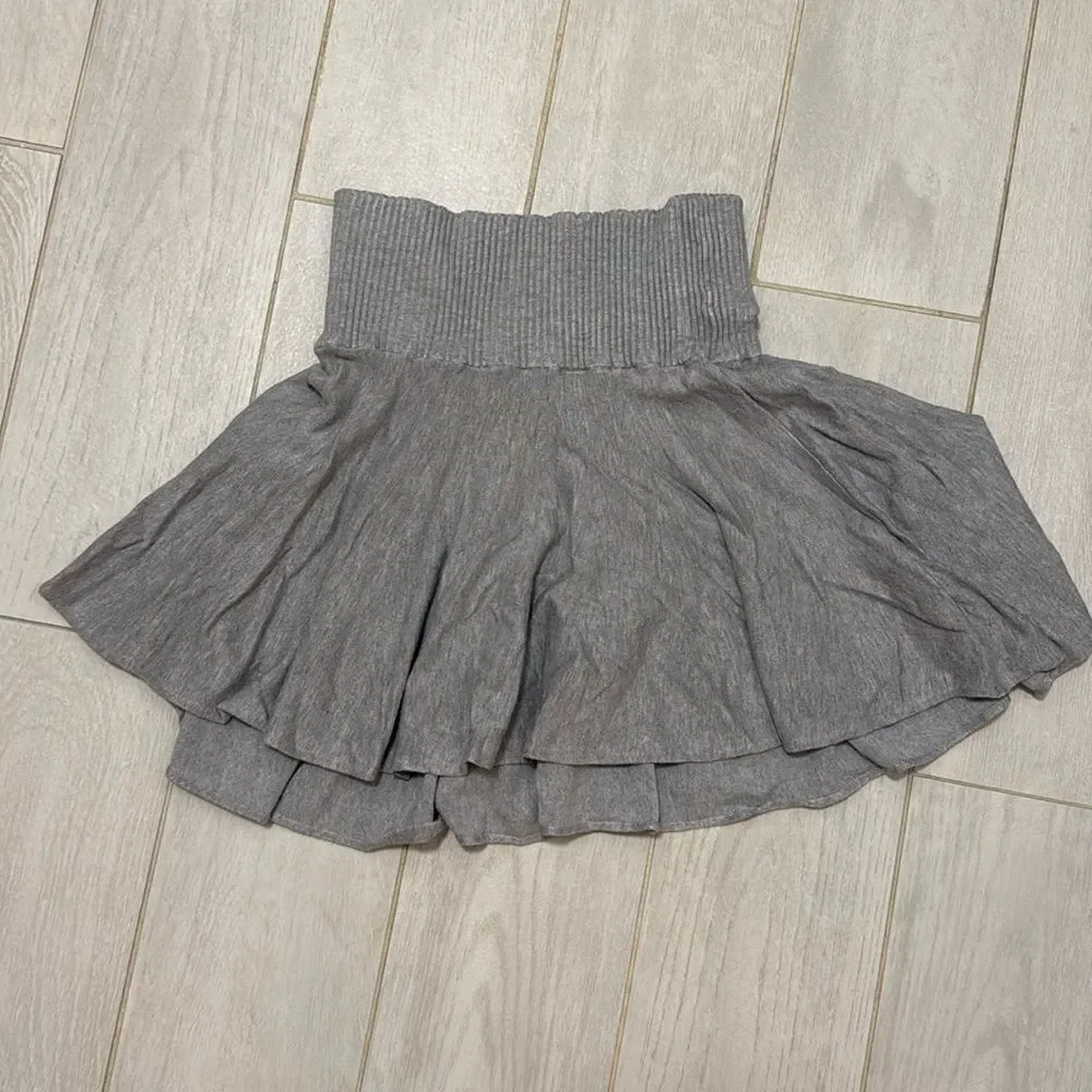 NWT Frankie’s bikinis grey skirt small